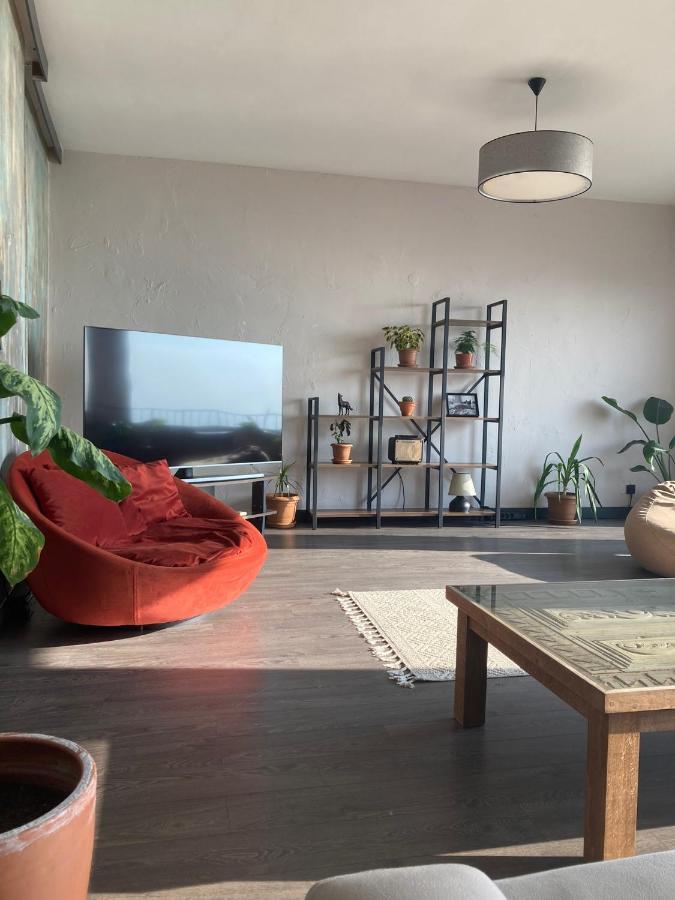 Апартаменти Art Loft , 270* Full Sea View In Cihangir Стамбул Екстер'єр фото